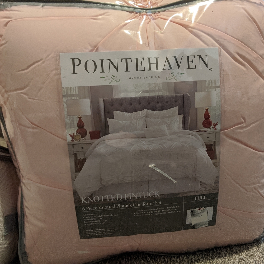 Pointehaven pintuck comforter set